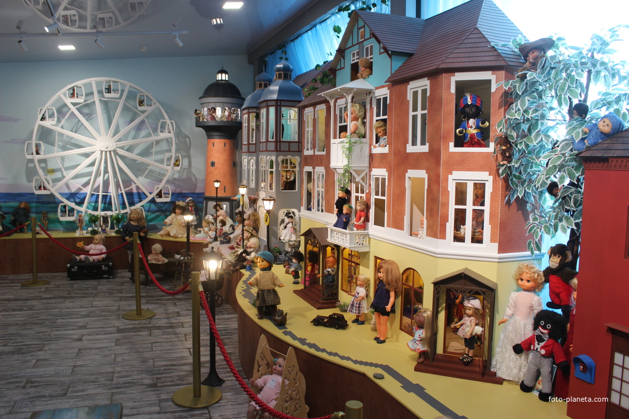 Зеленоградский музей кукол.