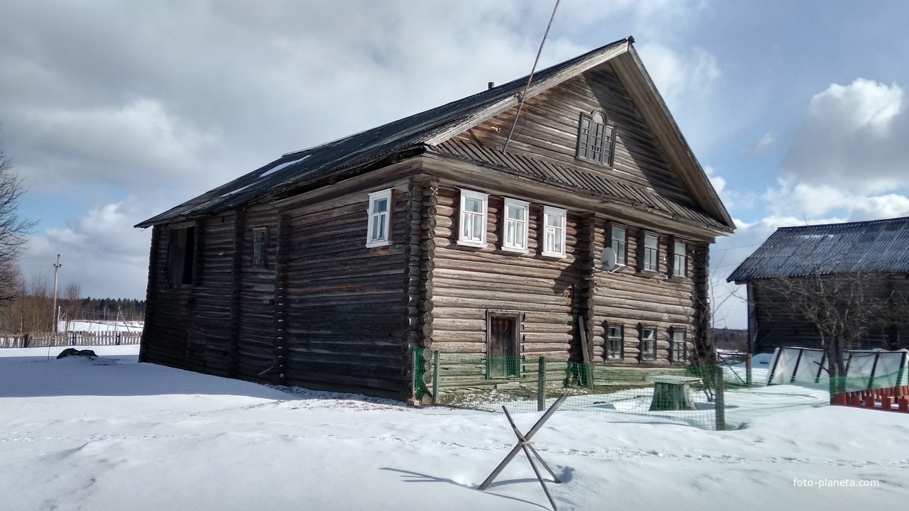 Жилой дом в д. Максимовская