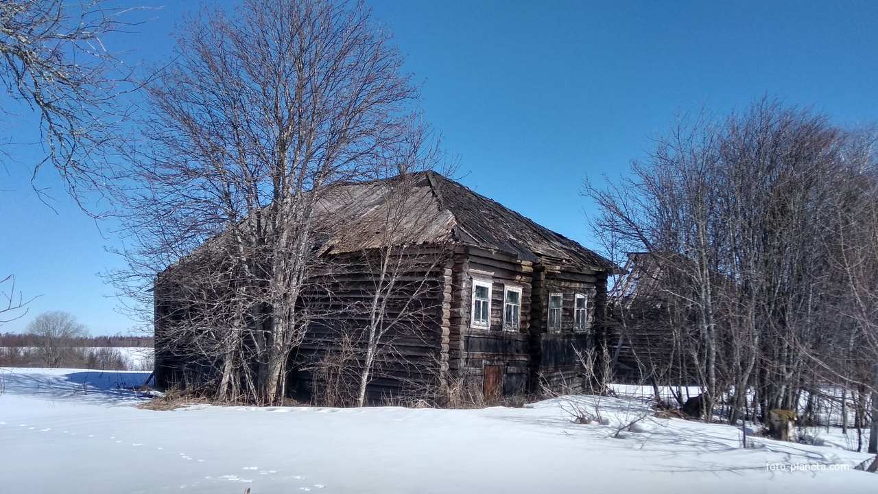 Нежилой дом в д. Коркинское