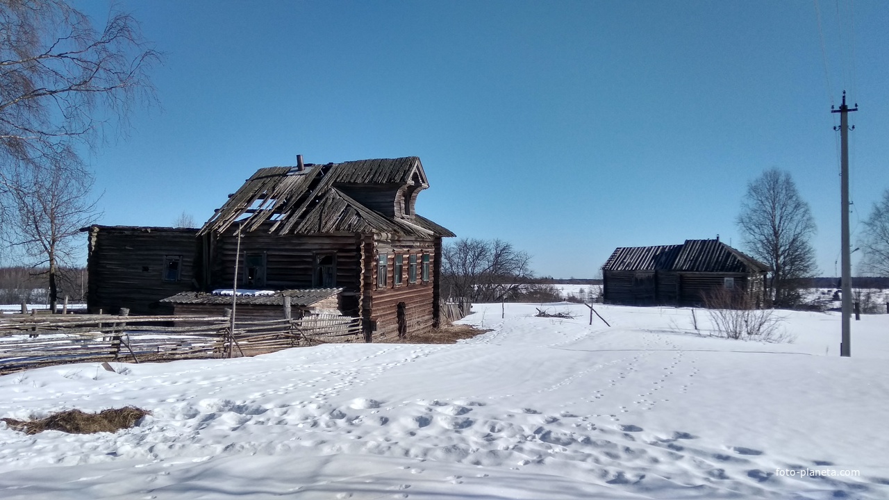 Нежилой дом в д. Зимница