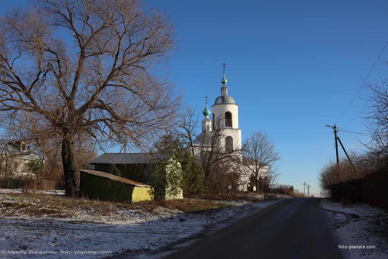 С. Брутово, Никольская церковь