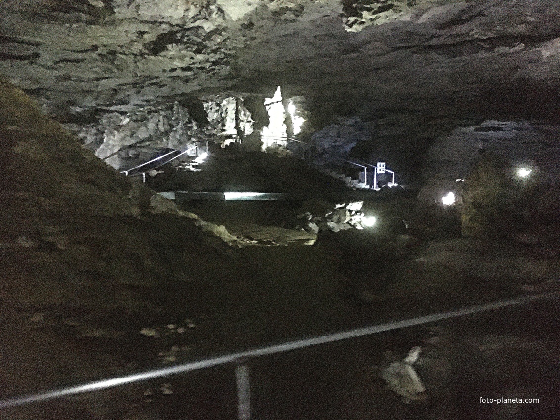 Кунгурская ледяная пещера.