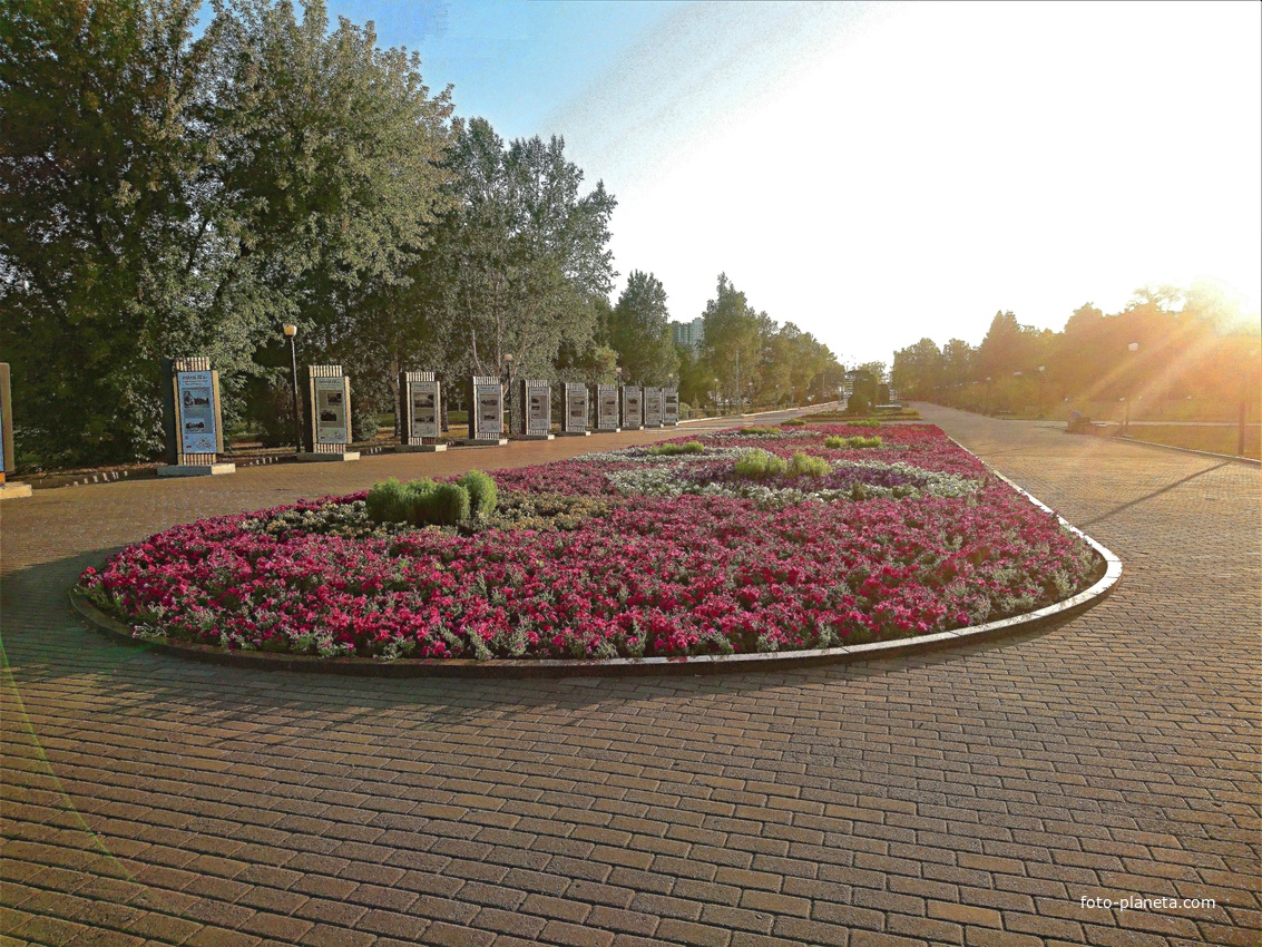 Цветники в саду им. 250-летия города Перми.