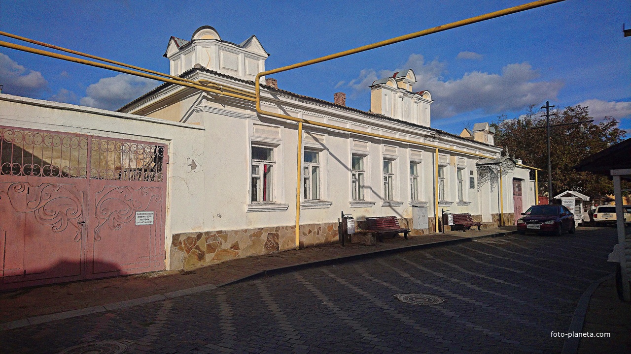 Протестантская церковь &quot;Живая вода&quot; на Караимской улице, 46.