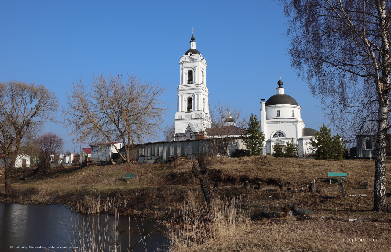 Успенская церковь в Богослово
