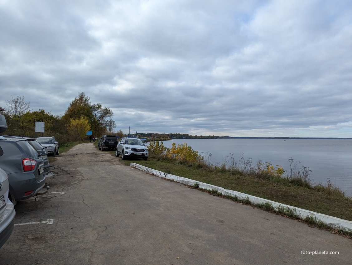 Волга, Левобережный район