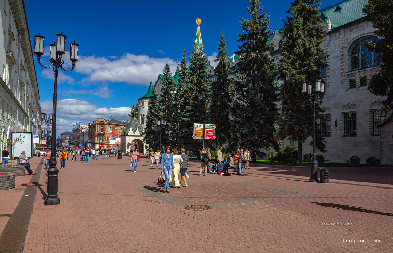 Нижний Новгород.  Большая Покровская улица.