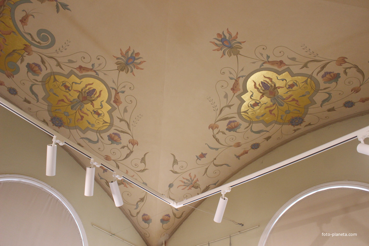 В Серпуховском историко-художественном музее.