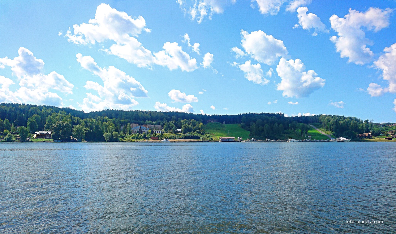 Городское побережье.