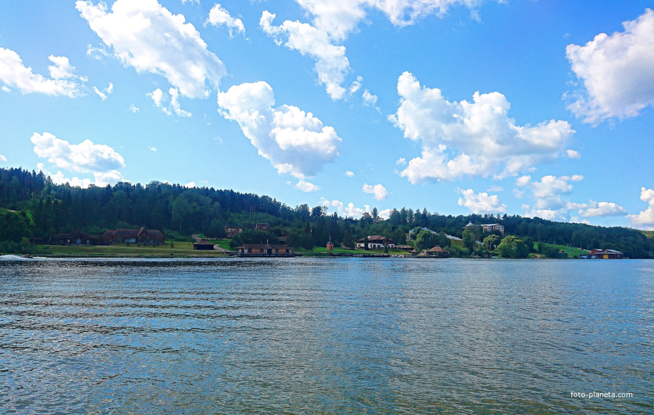 Городское побережье.