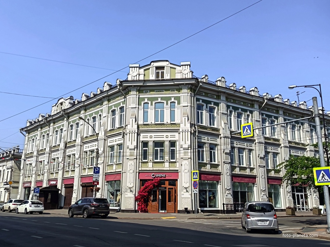 В Иркутске очень много зданий интересной архитектуры