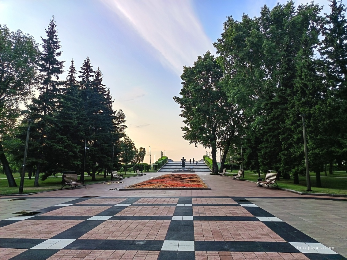 Сквер возле Вечного огня