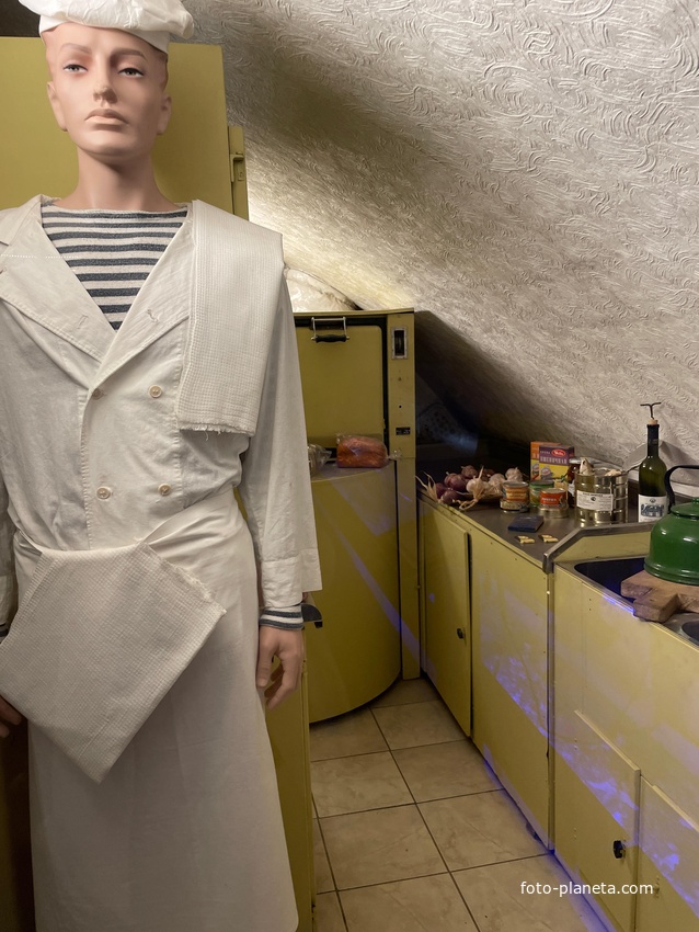 Музей истории ВМФ России - В Подводной лодке - В камбузе (кухне) подлодки