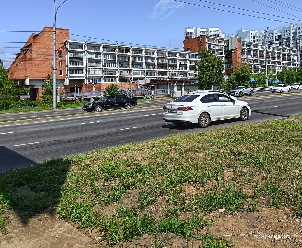 Дом-корабль, спроектированный архтектором Павловым. Солнечный микрорайон