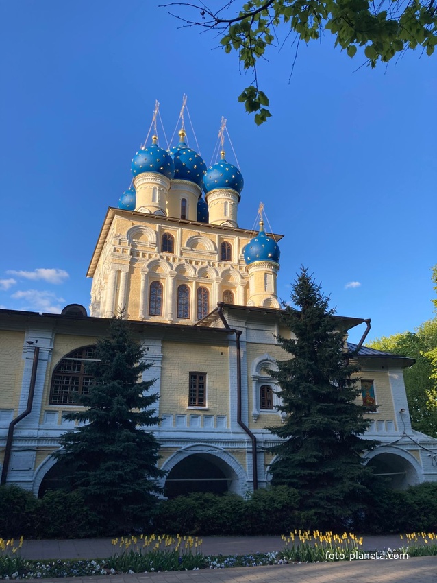 Музей-заповедник &lt;Коломенское&gt;&gt; - Церковь Казанской иконы Божией матери (1649г-1653г)