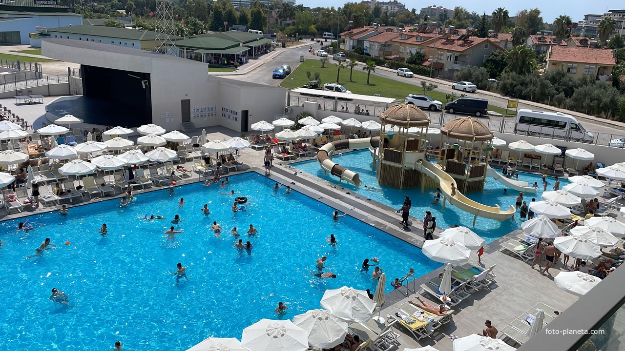 Турция - В курортном посёлке Чолаклы