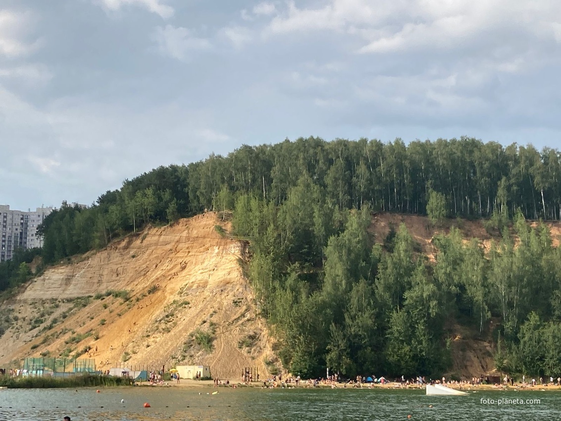 Дзержинский карьер популярное место отдыха