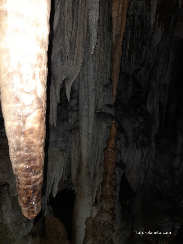 Большая Азишская пещера