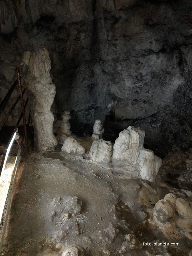 Большая Азишская пещера