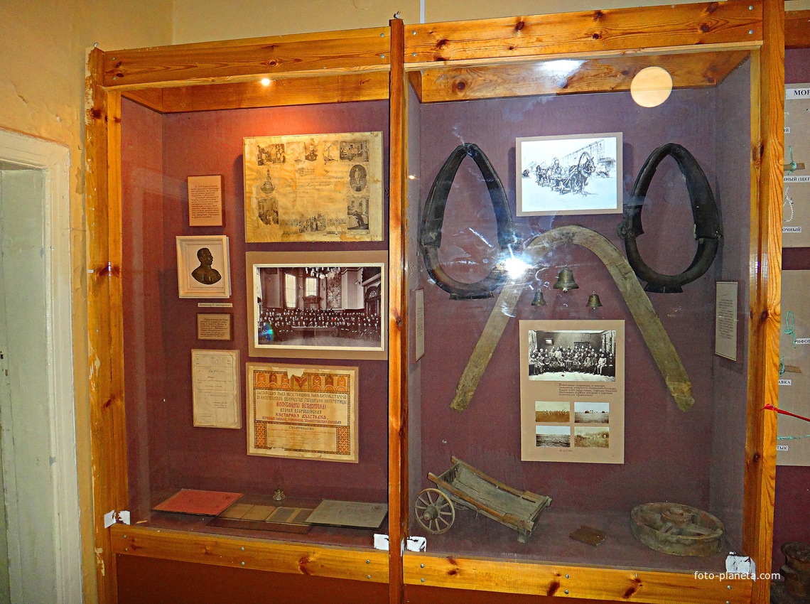 Краеведческий музей. Экспозиция &quot;Ремёсла&quot;.