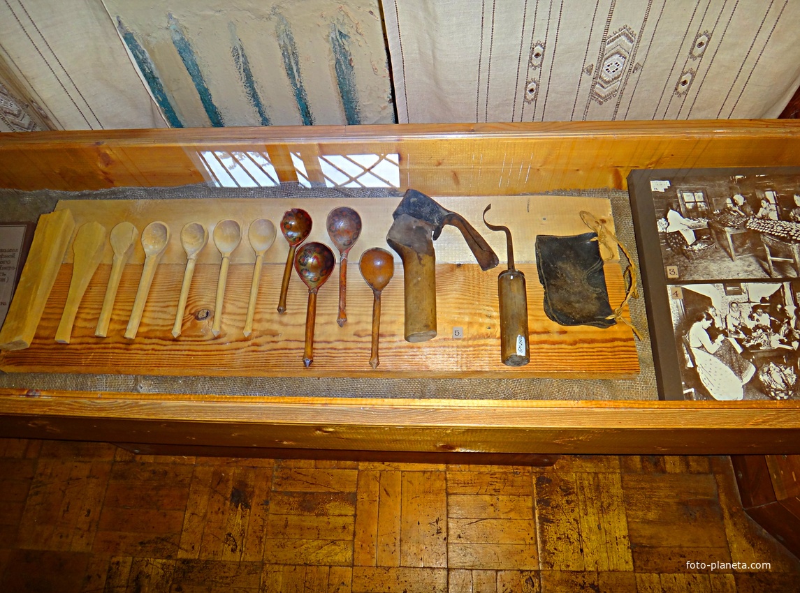 Краеведческий музей. Экспозиция &quot;Ремёсла&quot;.