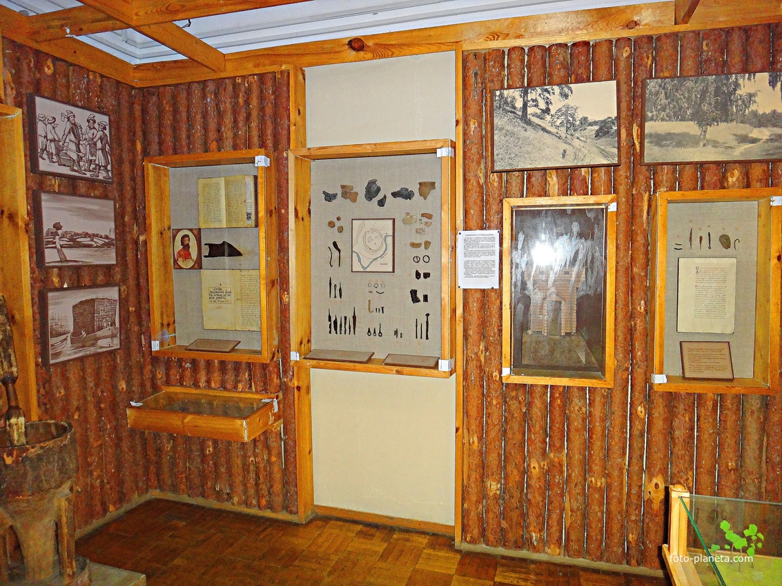 Краеведческий музей. Экспозиция &quot;Промыслы Борского района&quot;.