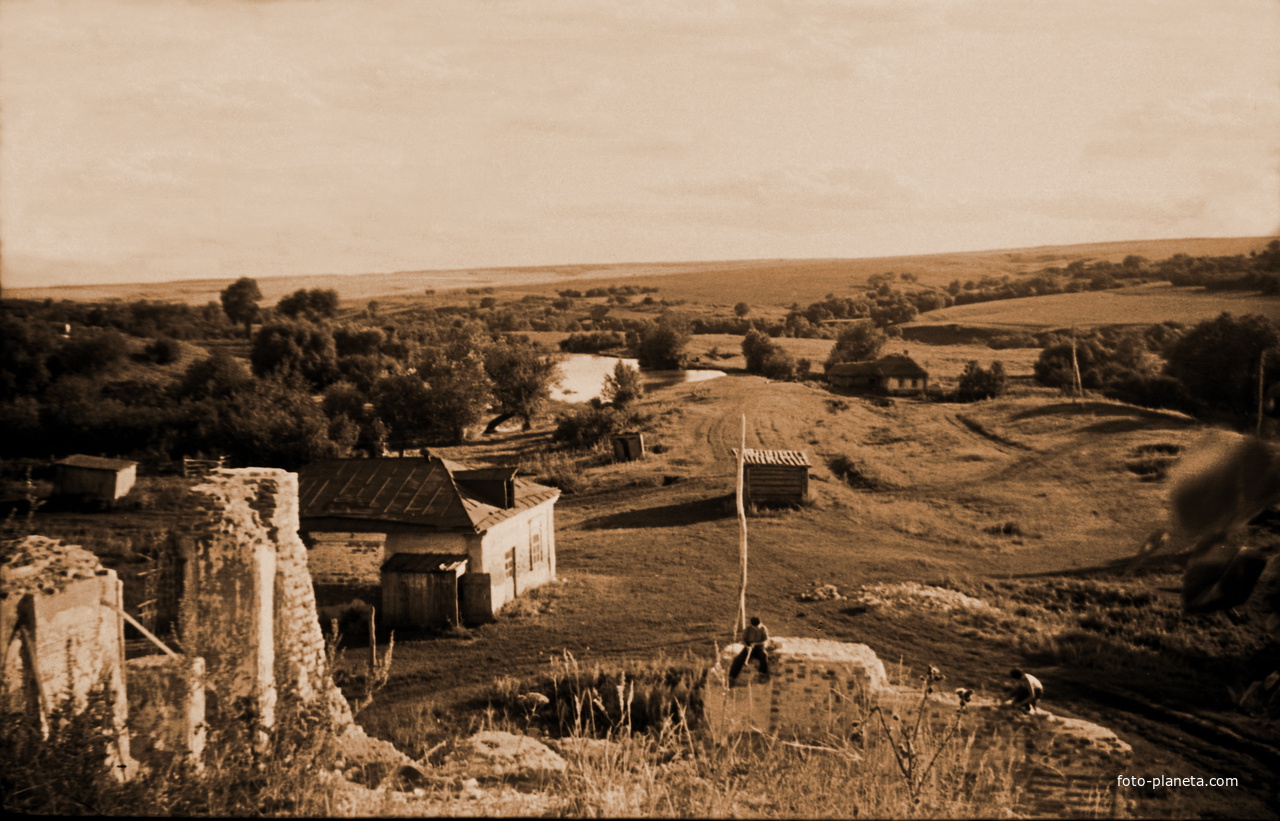 Казеевка 60х годов   Вид с церкви на плотину