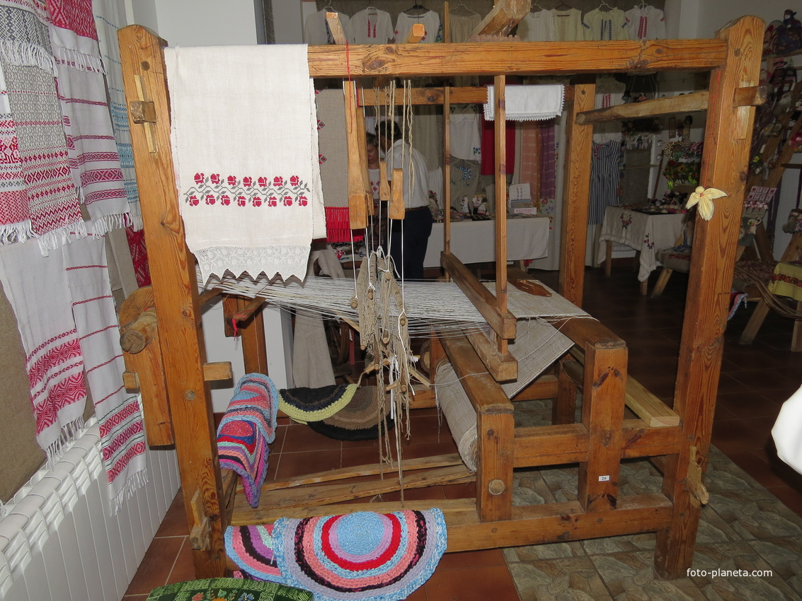 Этномузей &quot;Дудутки&quot;. Ткацкий станок