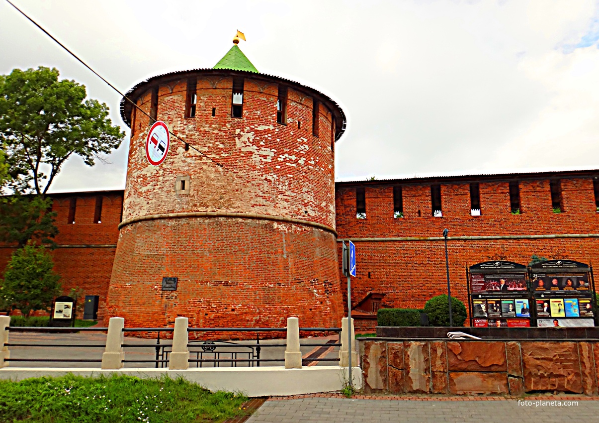 Кладовая башня Нижегородского кремля.