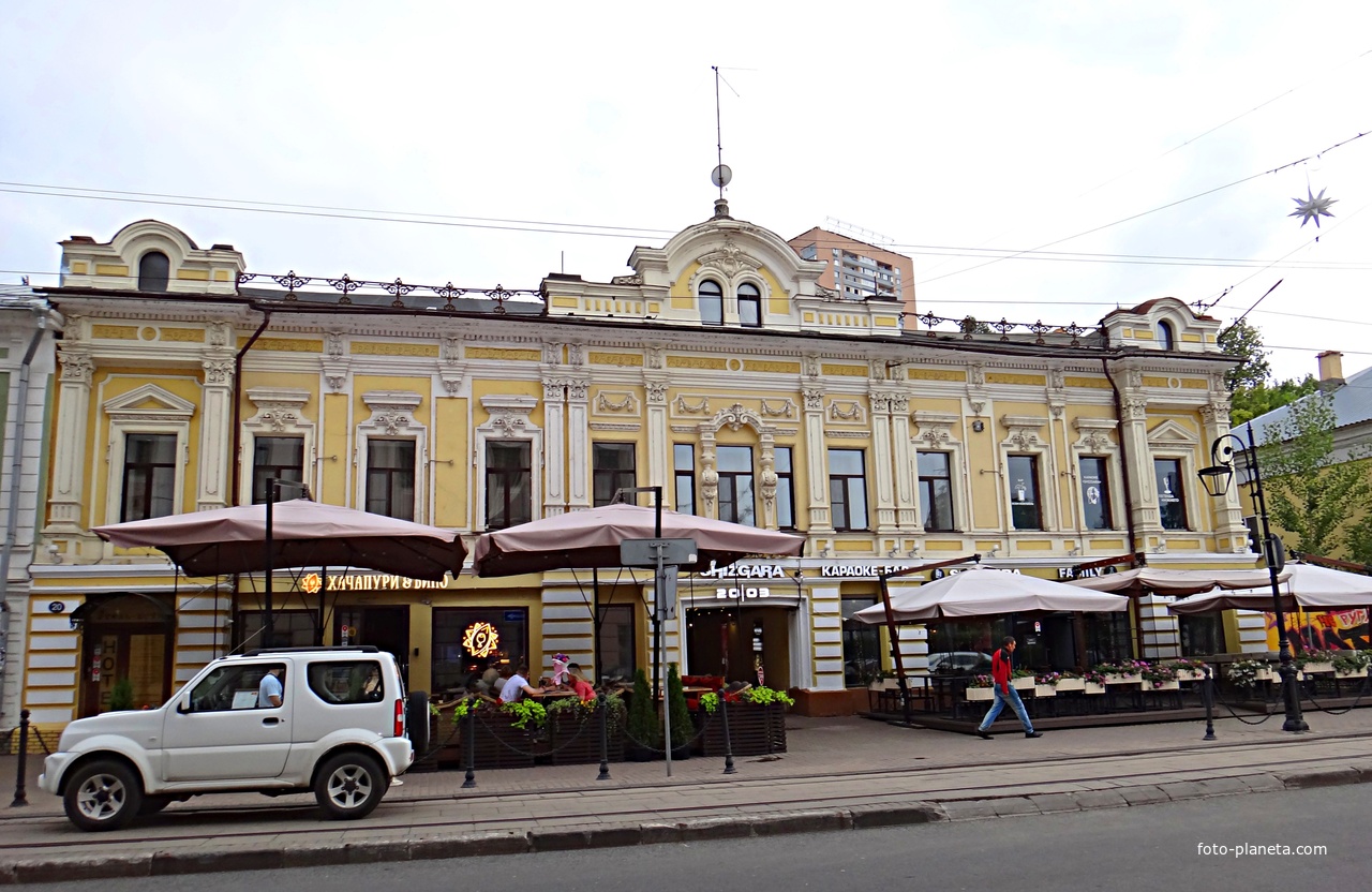 Усадьба купцов-старообрядцев Зайцевых на Рождественской улице.