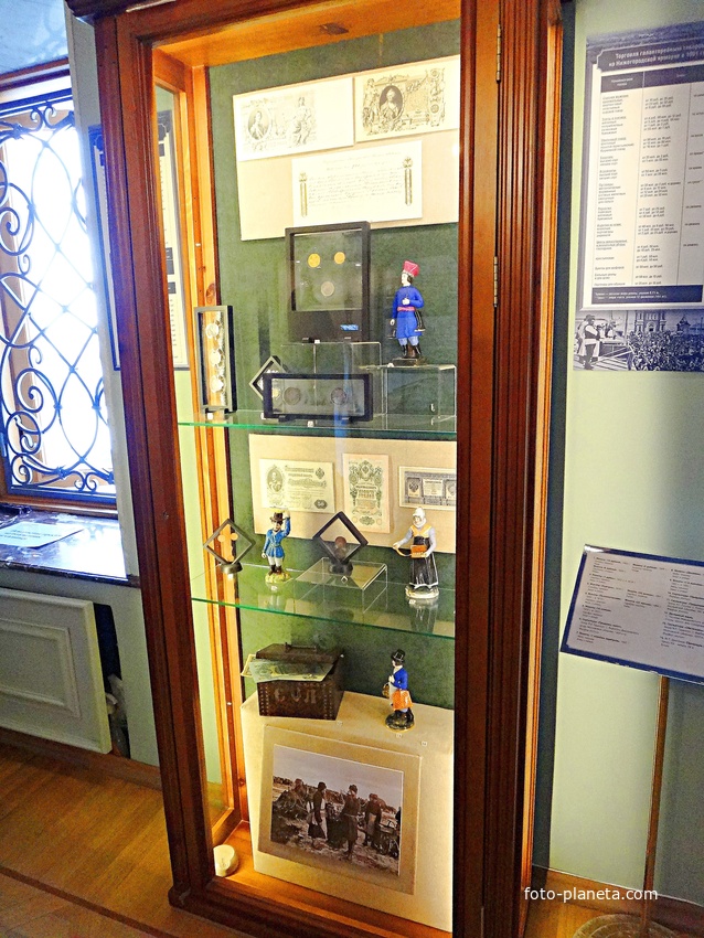 Усадьба Рукавишниковых. Историко-архитектурный музей-заповедник. Экспонаты выставки &quot;Долог разговор народный о ярмарке нижегородной...&quot;