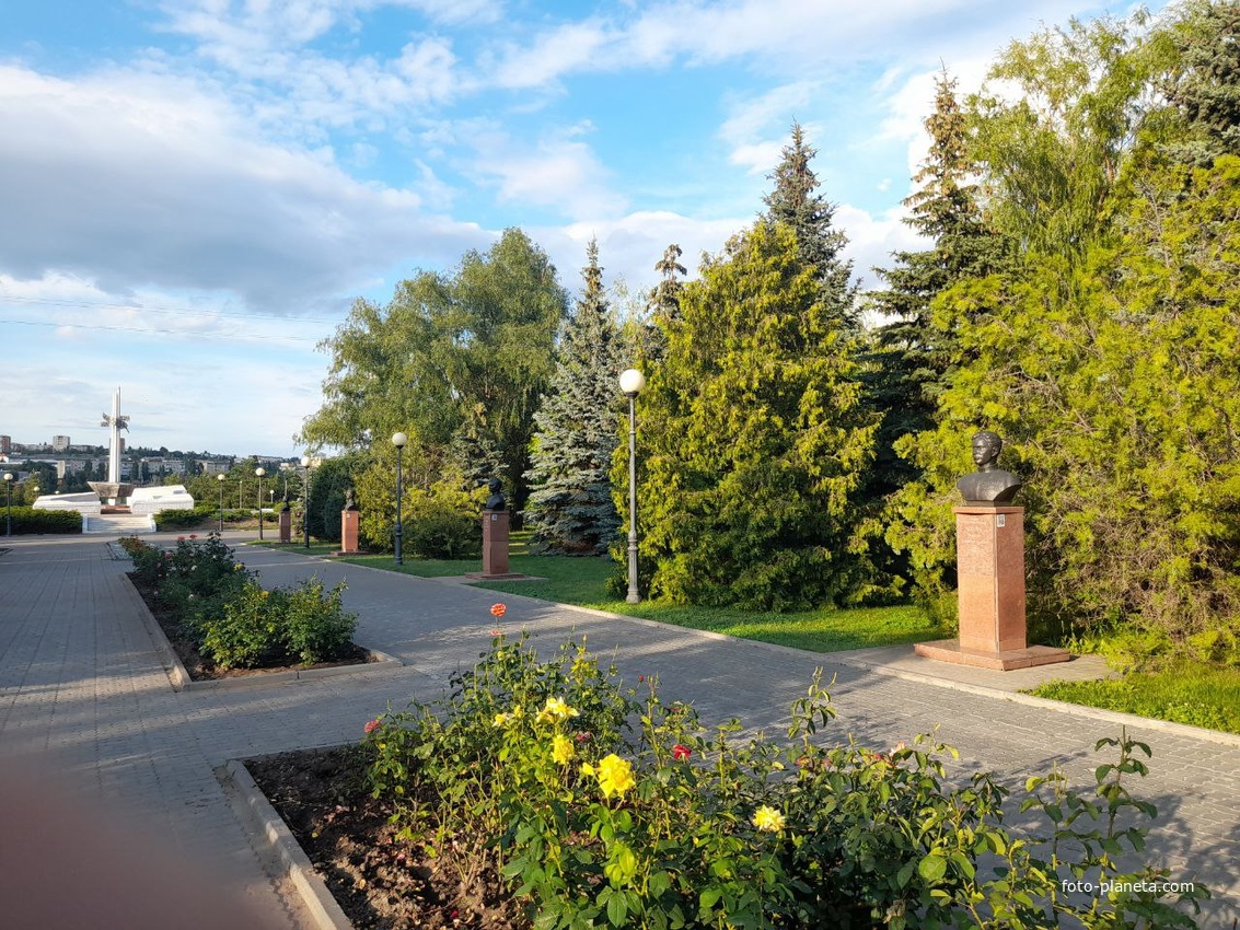 Аллея Героев