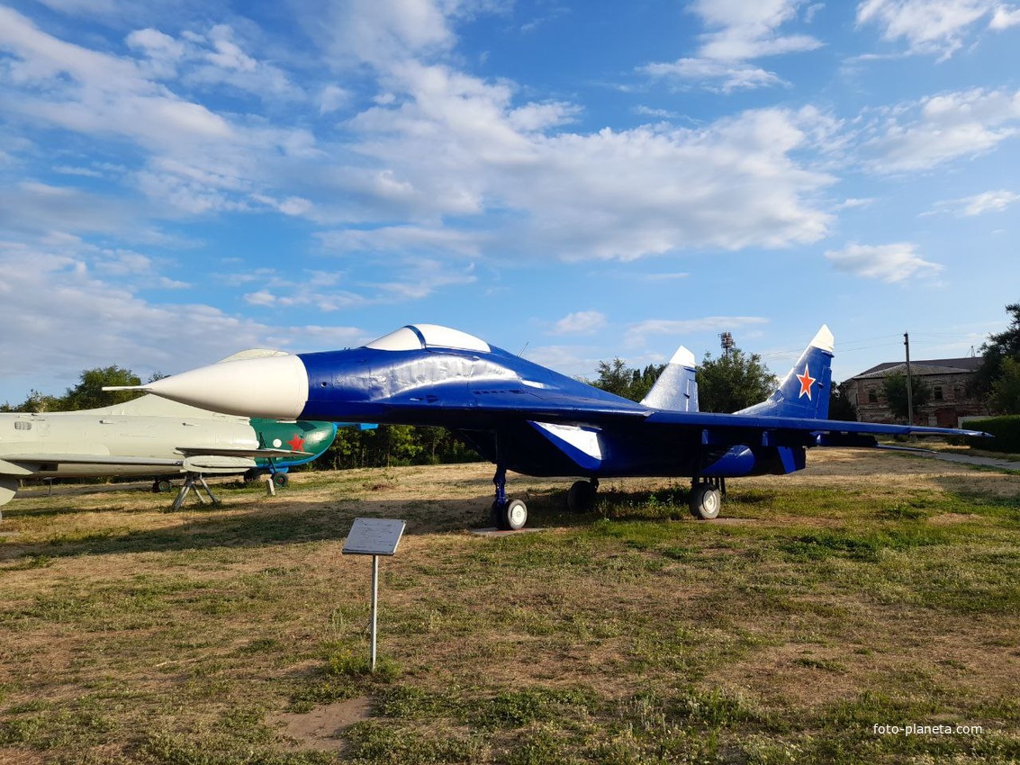 Самолёт МиГ-29