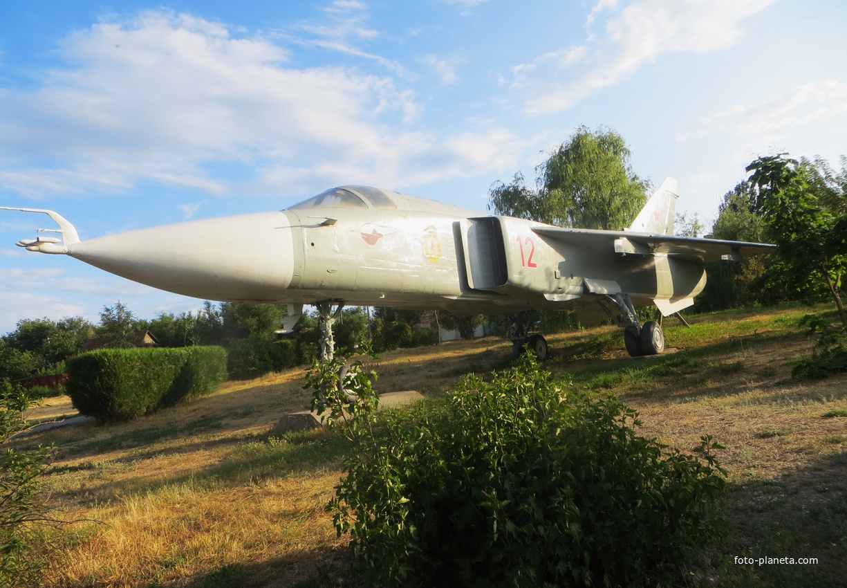 Самолёт Су-24