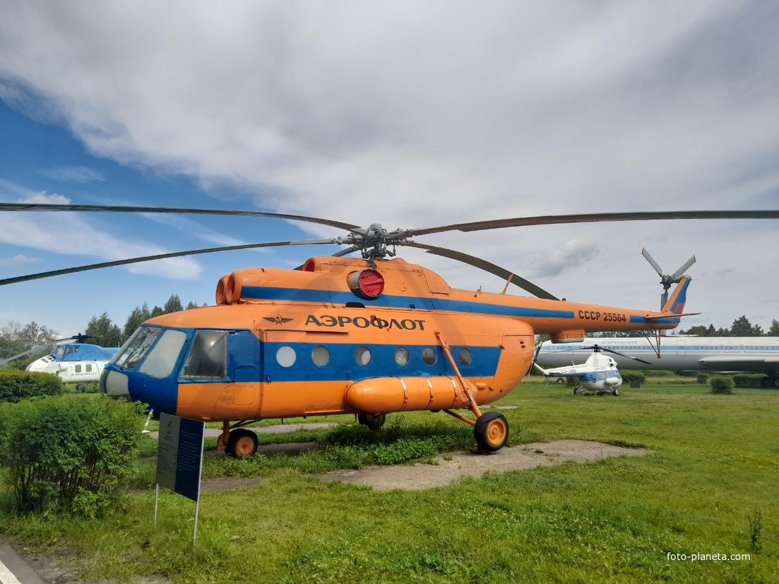 Вертолёт Ми-8