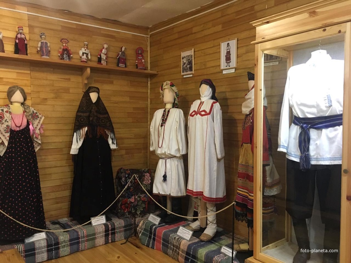 С. Владимирское - В музее &lt;&lt;Китеж&gt;&gt; - Образцы традиционной одежды