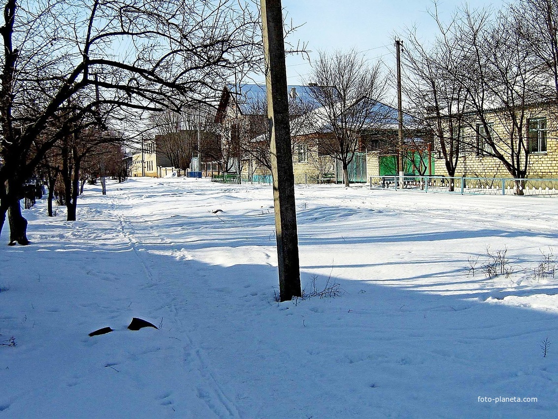 Участок (внутриквартальный проезд) ул.Вокзальной от пер.Большевик. 29.01.2006г.