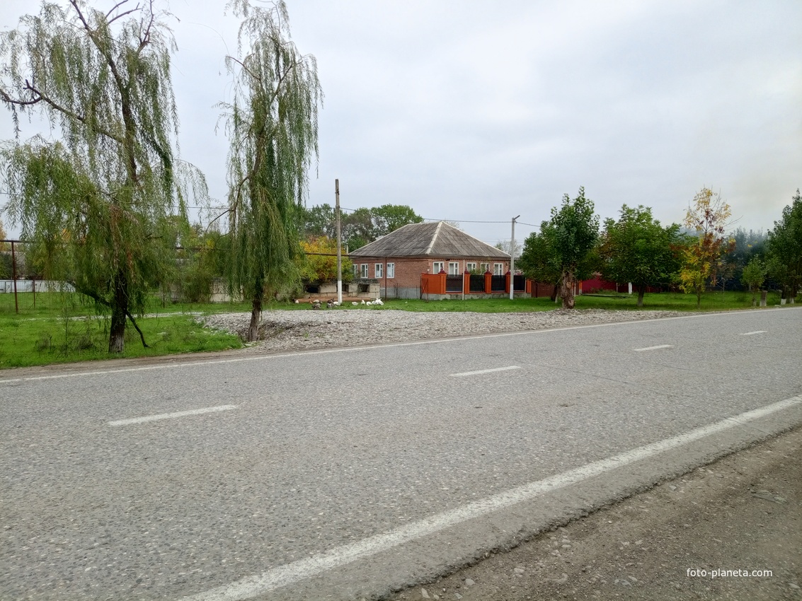 Улица Бадуева