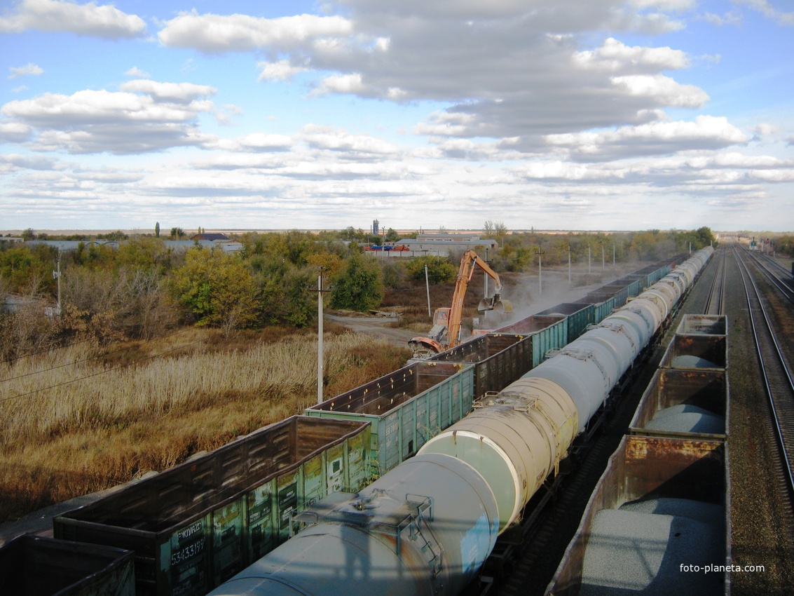 Мокроус. Железнодорожная станция.  Знаменитый шестой путь.