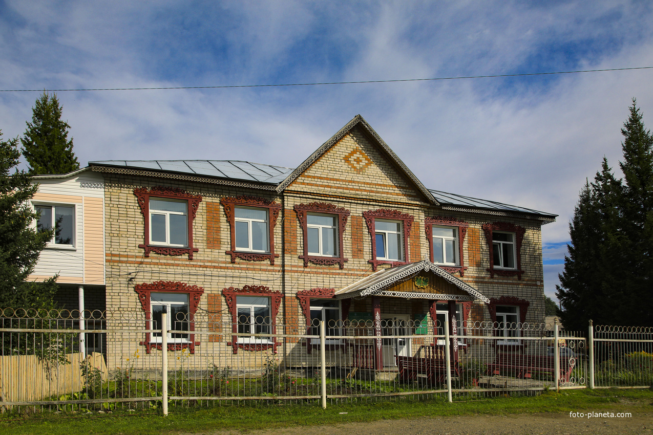 С.Каракокша. Контора Чойского лесхоза.