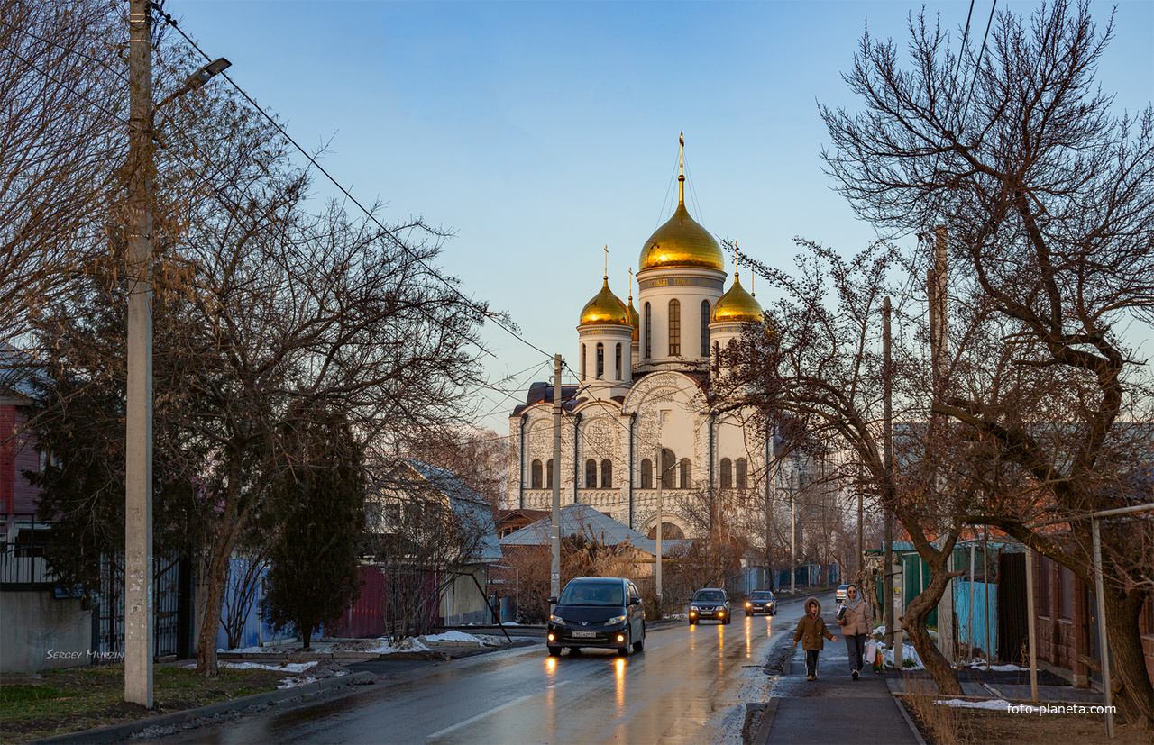 Алма-Ата.  Покровско-Всехсвятский храм. ( ул. Гёте )