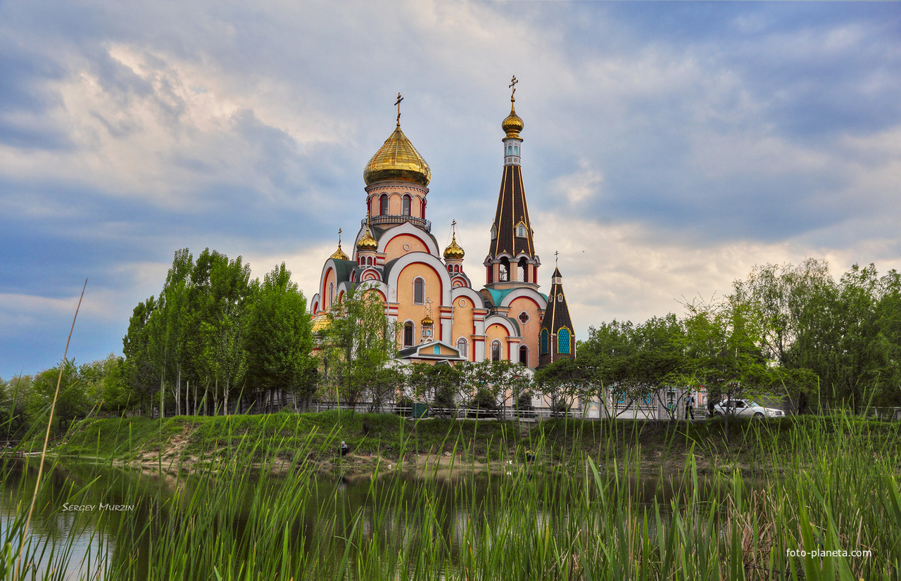 Алма-Ата.  Храм в честь Воздвижения Креста Господня  ( ул. Заводская )