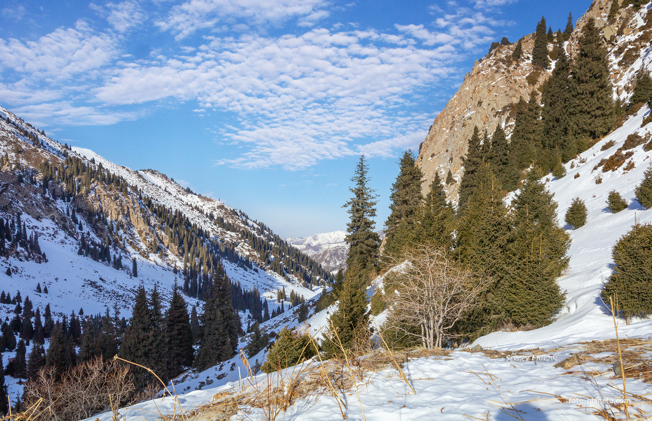 Алматы.  Иле-Алатауский национальный парк. Верховья Малого Алматинского ущелья.