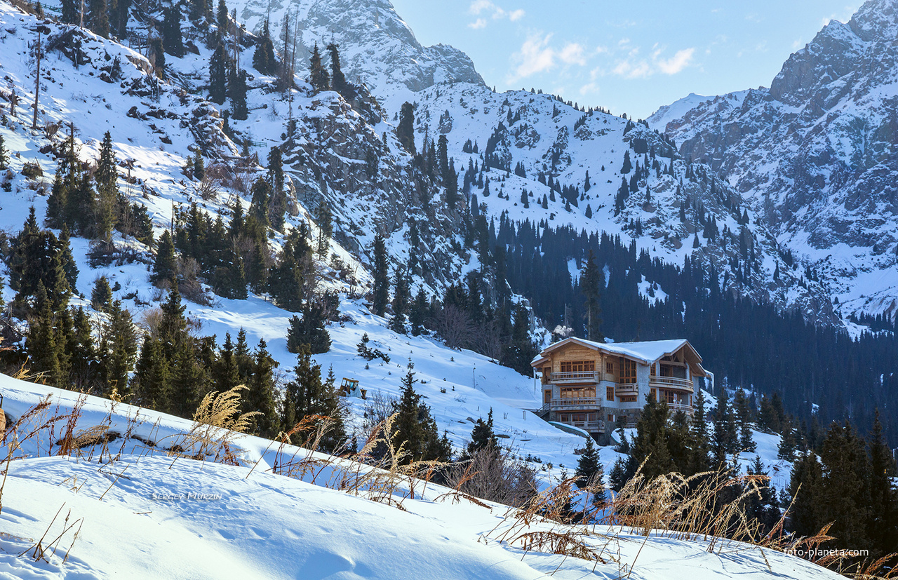 Алматы.  Иле-Алатауский национальный парк. Верховья Малого Алматинского ущелья.