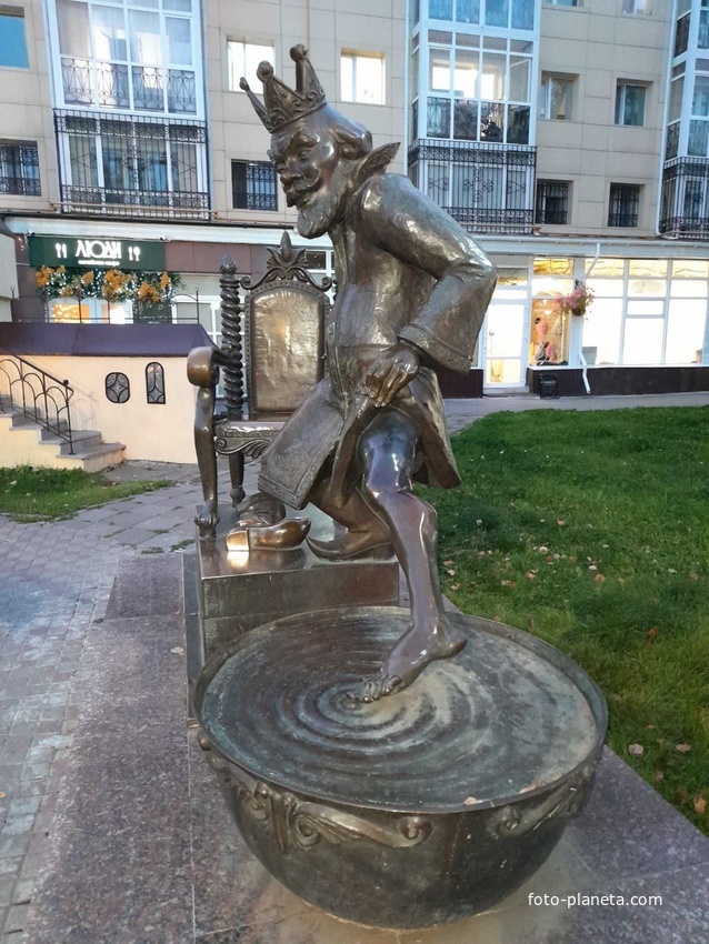 Скульптура "Царь"