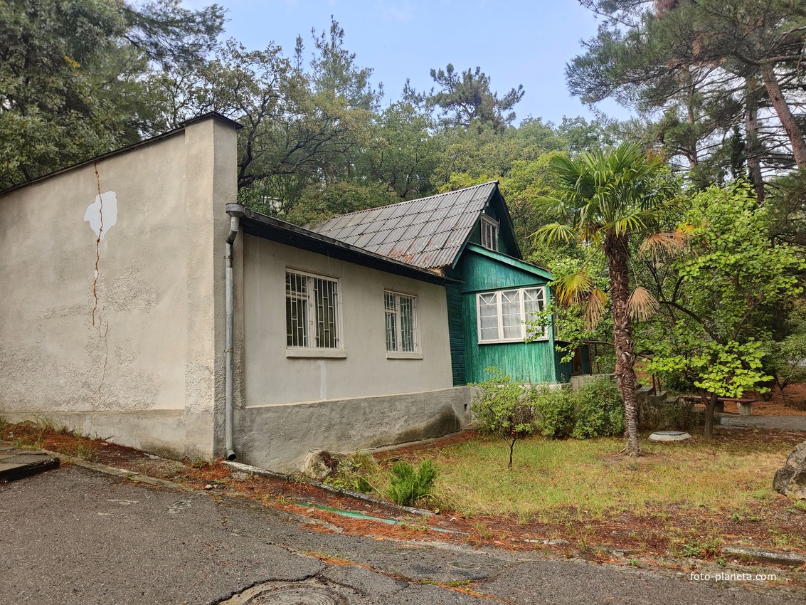 Санаторий "Горный" в п.г.т. Курпаты. Хозяйственно-технический блок.