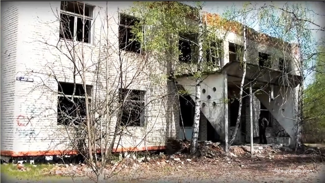 Школа после отселения деревни