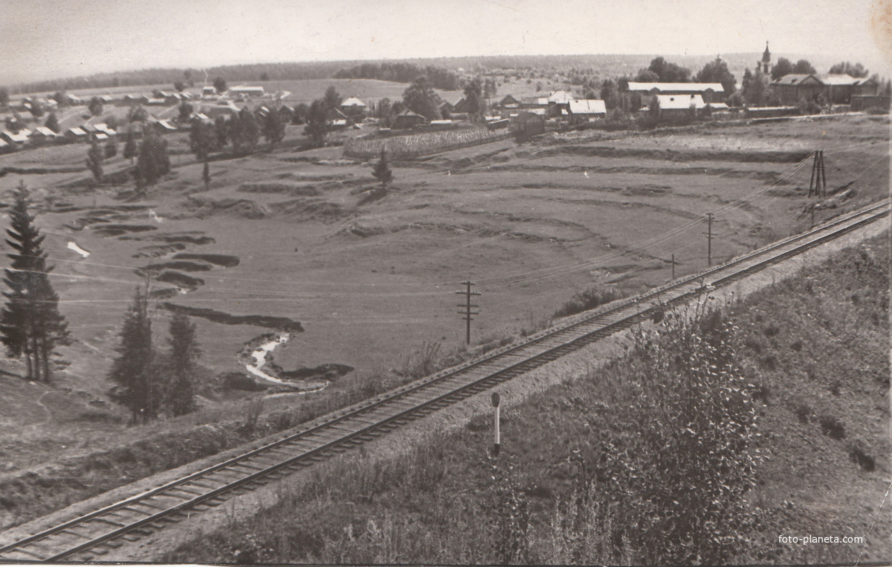 Вид на село со стороны Пастуховской выемки, примерно 1973 год