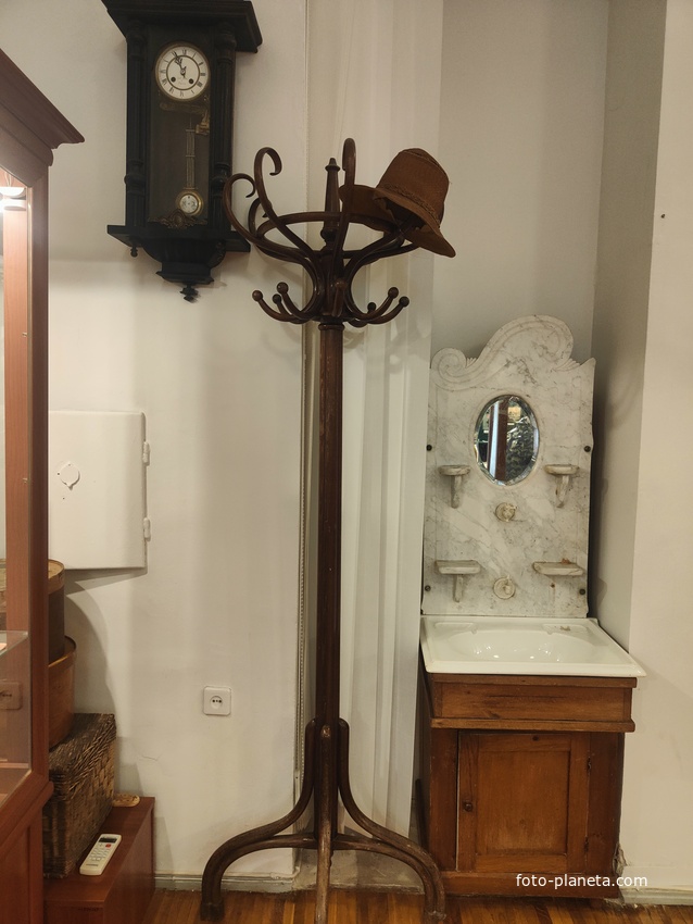 Историко-литературный музей. Ялта. Постоянная экспозиция "Страницы истории".