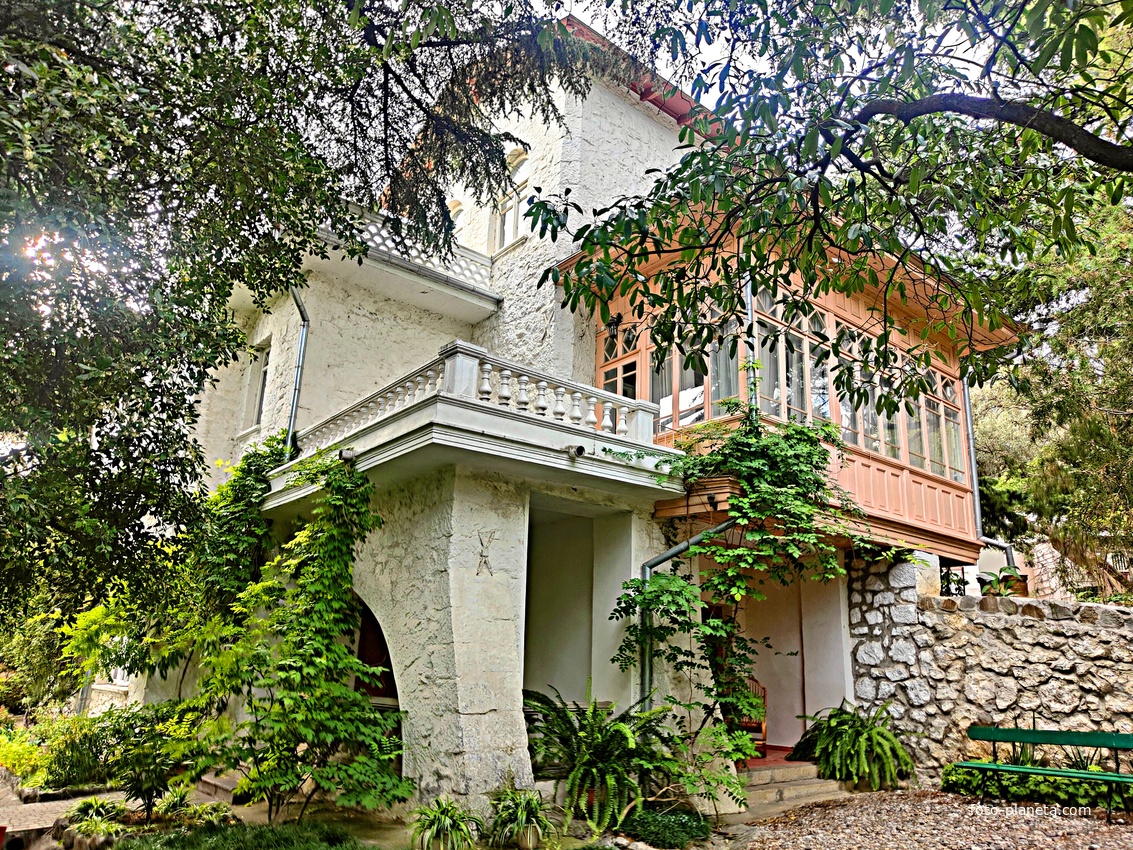 Дом-музей Антона Павловича Чехова «Белая дача».